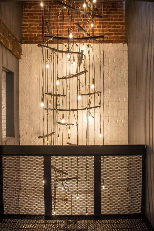 Vantage Art Flats Aparthotel Danville Buitenkant foto